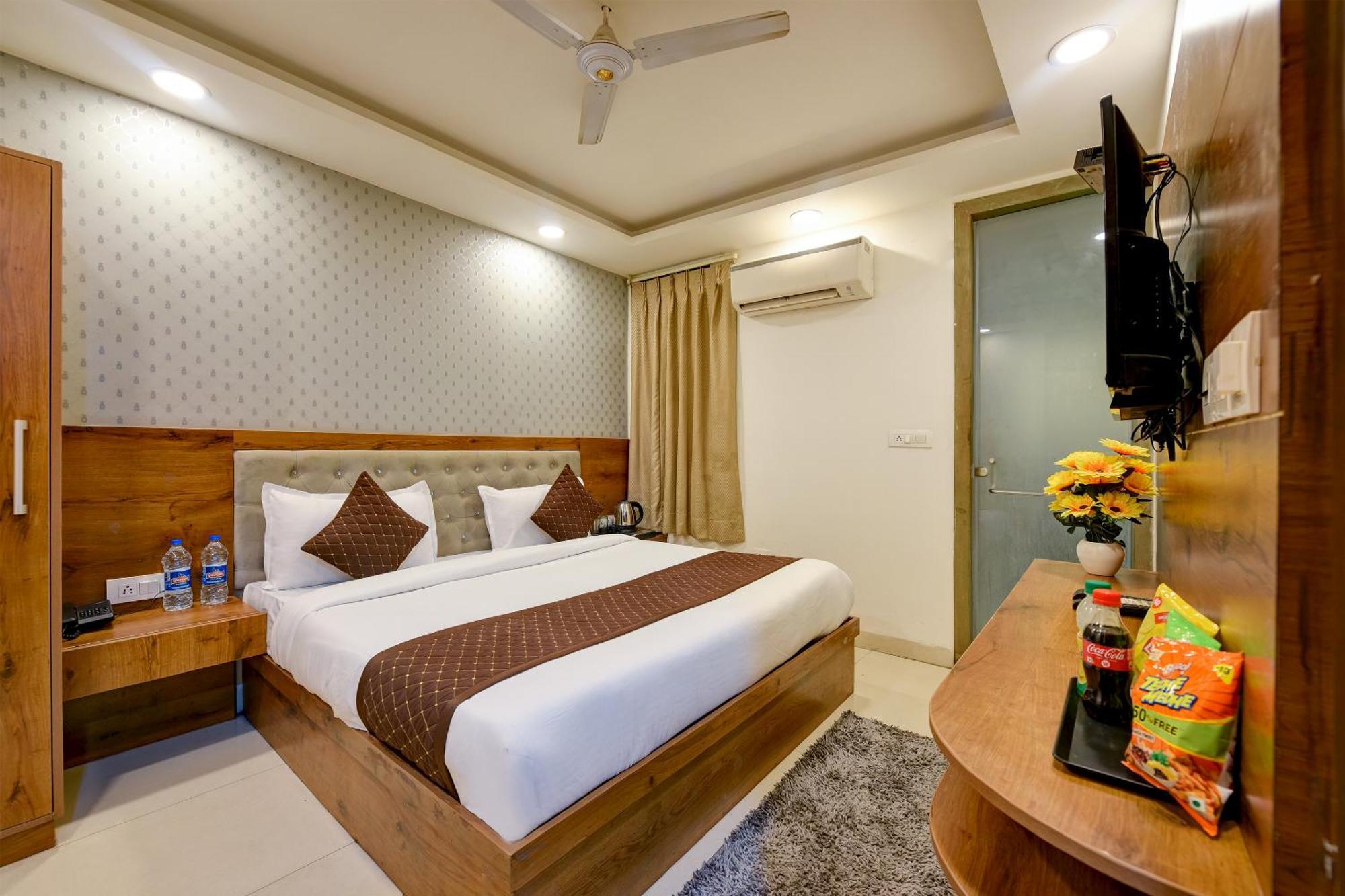 Glory Inn Near Delhi International Airport Nueva Delhi Exterior foto